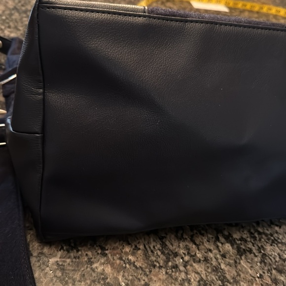 DSW blue duffel weekender bag EUC - Picture 7 of 12